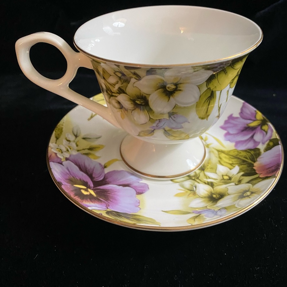 Gracie Bone China Cup and Saucer Pansy Pattern B22